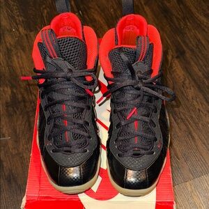 Nike Kids Black and Red Sneakers